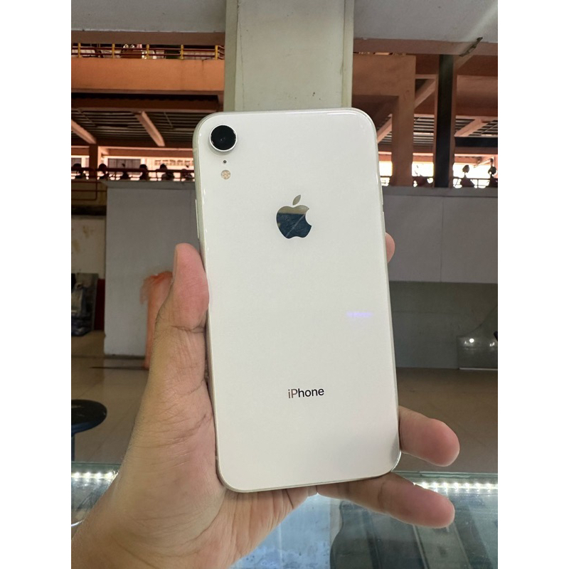 iPhone XR 64
