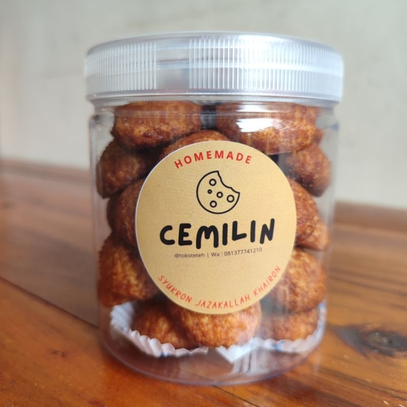 

Palm cheese cookies "cemilin' by toko teteh' toples