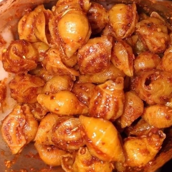 

500 Gram Snack Kerang Pedas Makaroni Daun Jeruk – RejeKita Snack & Food