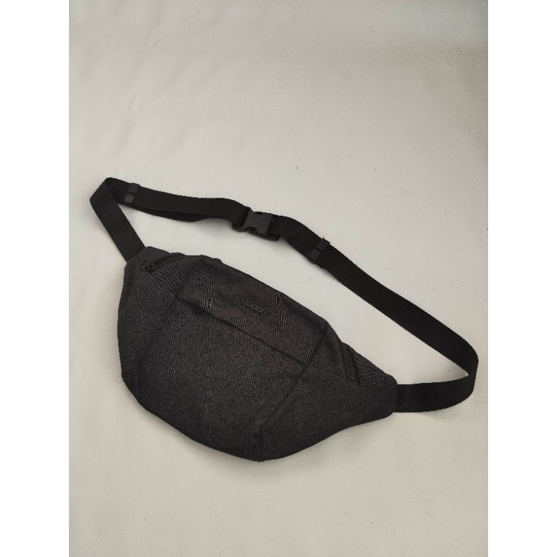 tas pinggang by luggo waist bag