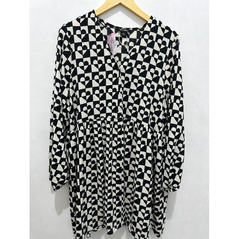 Dress hitam putih bangkok