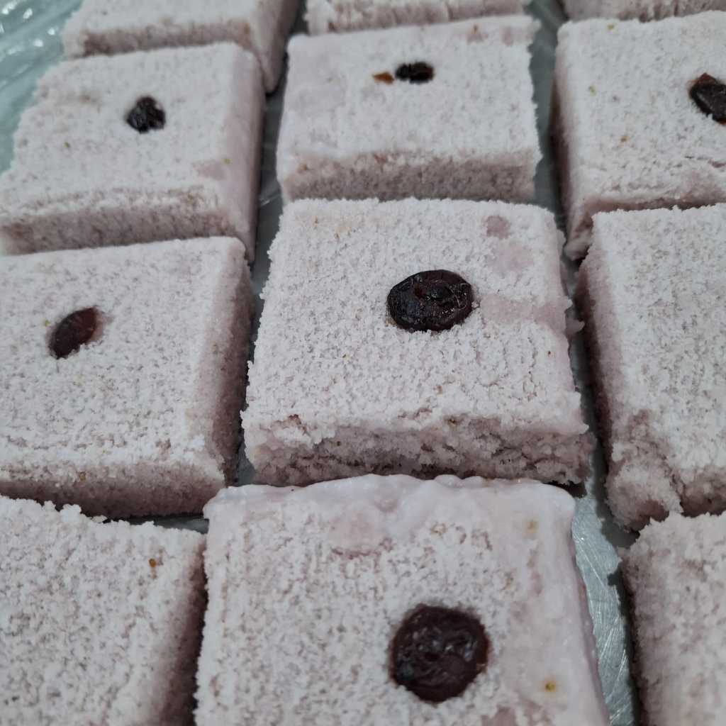 

Blueberry Selgi | Kue Beras Tradisional Korea Halal