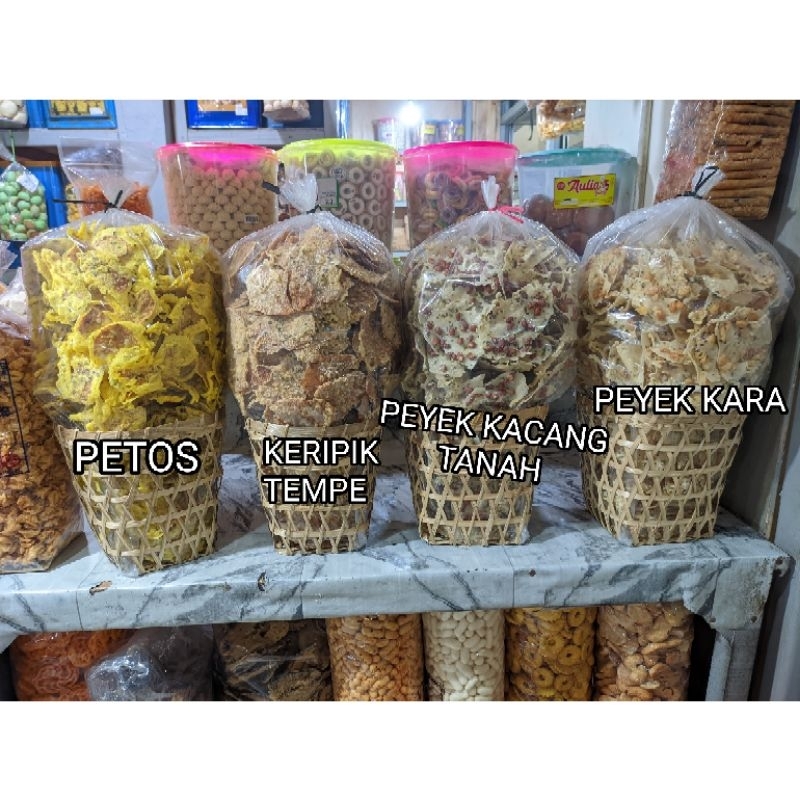 

ANEKA KERIPIK GURIH DAN LEZAT kemasan 500gr
