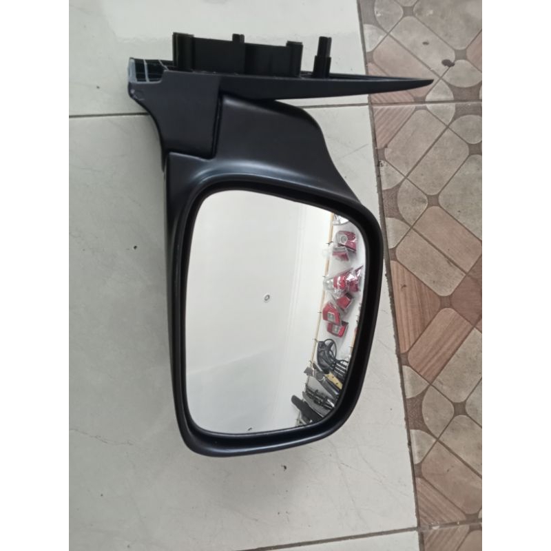 Spion mobil Panther kanan