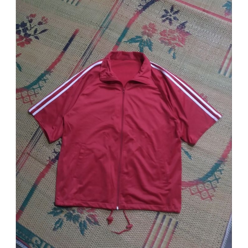 tracktop lengan pendek