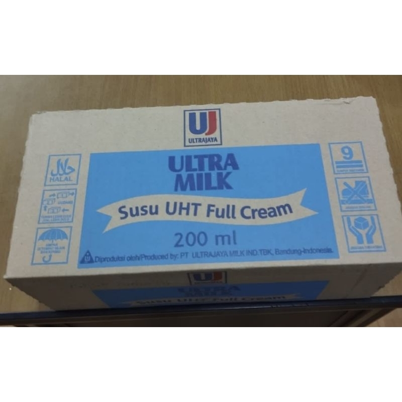 

Ultra Milk full Cream 200ml 1Karton isi 24pcs