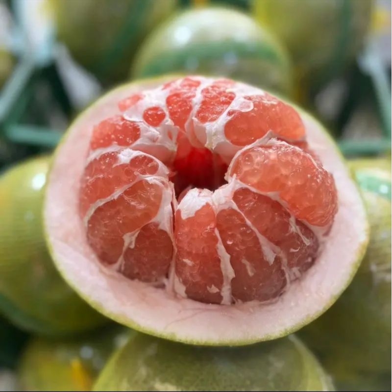

jeruk pamelo jumbo premium 2 - 2,2 kg ,manis merah,bergaransi,fresh fruit