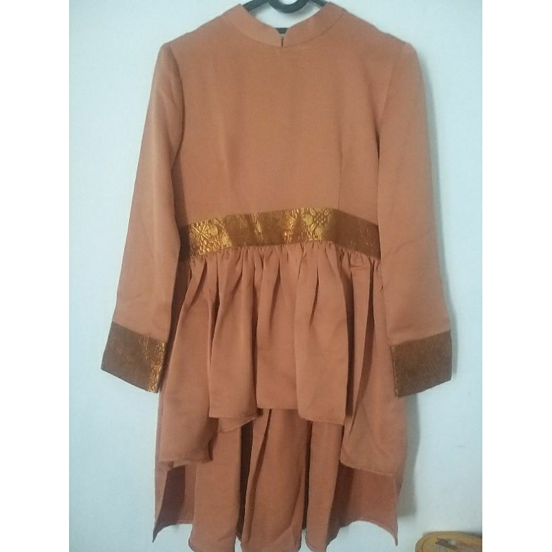 Preloved By NONaBelln Kebaya Wanita satu set Coklat