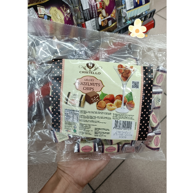 

Cristell0 chunky chocolate 400g pack hazelnut / assorted / almond / tiramisu