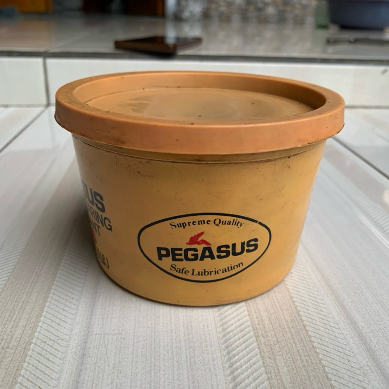 Stempet / Pelumas / minyak gemuk / grease stemplet universal mobil motor