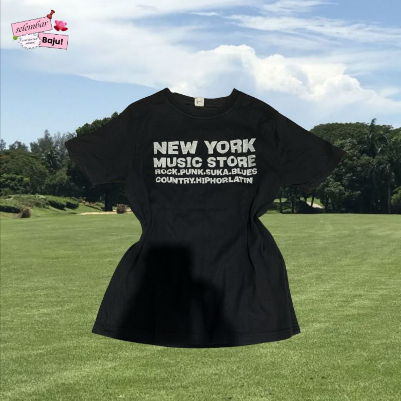 Preloved alt grunge y2k shirt