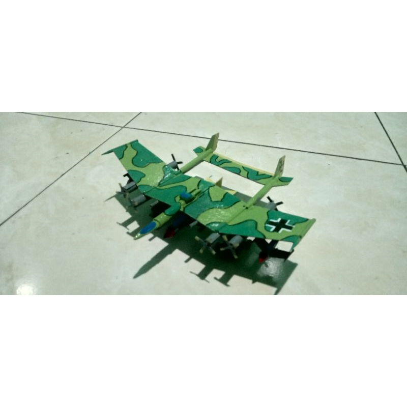 miniatur pesawat tempur Jerman ww2 Daimler Benz Project - C pesawat induk Jerman ww2 miniatur pajang