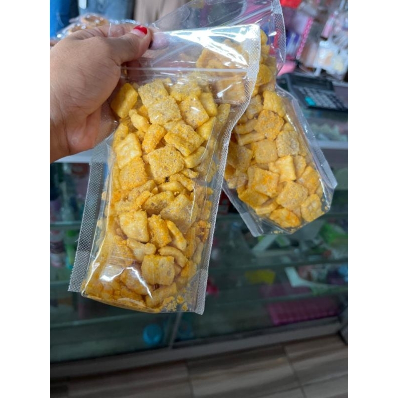 

Cemilan Kerupuk rasa jagung manis