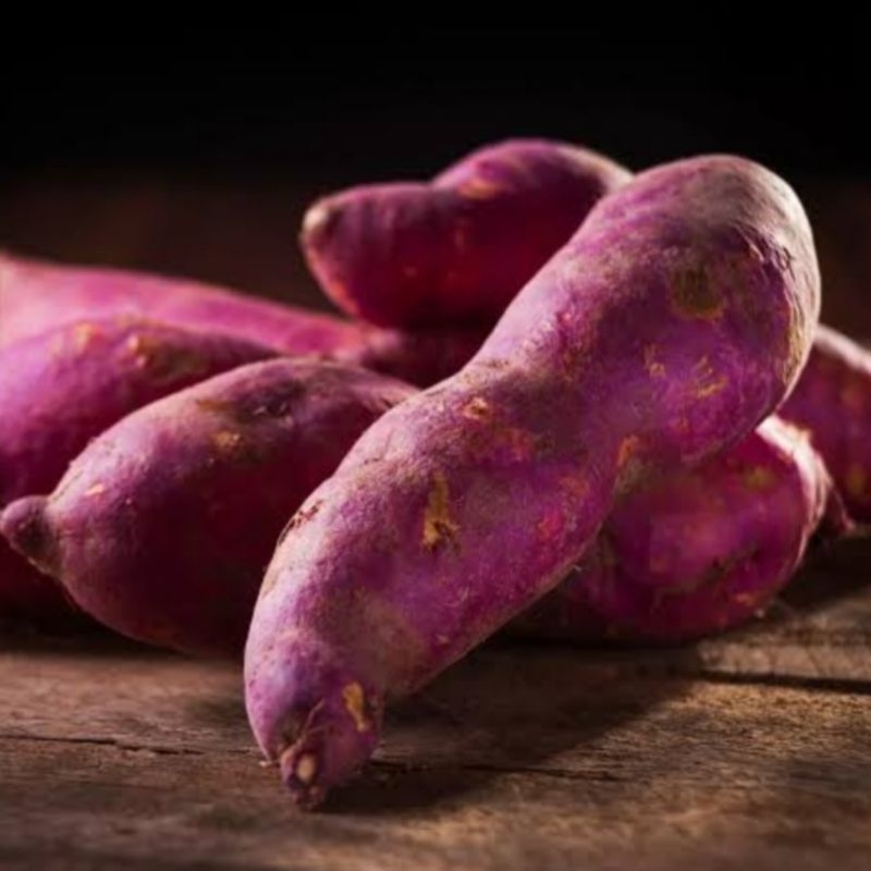 

Ubi Jalar Merah Fresh 1 KG