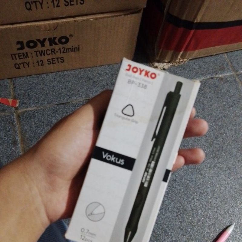 

promo pulpen joyko tombol isi 12pcs