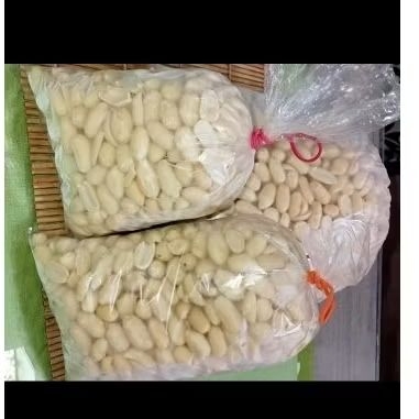 

Kacang Tanah Kupas 250gram dan 500 gram