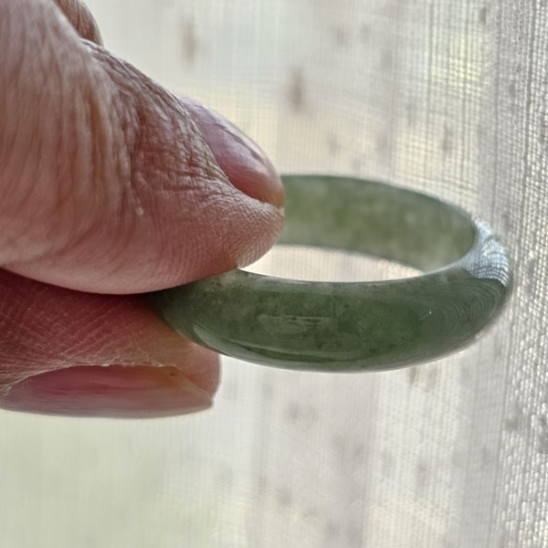 cincin giok burma hijau muda