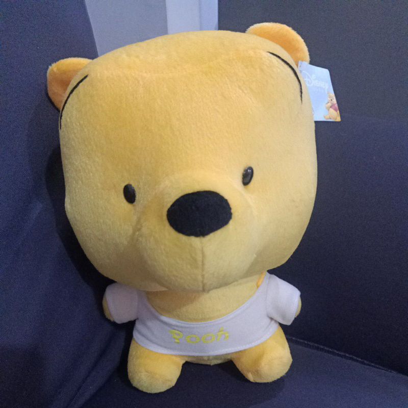 Preloved boneka Pooh kepala besar