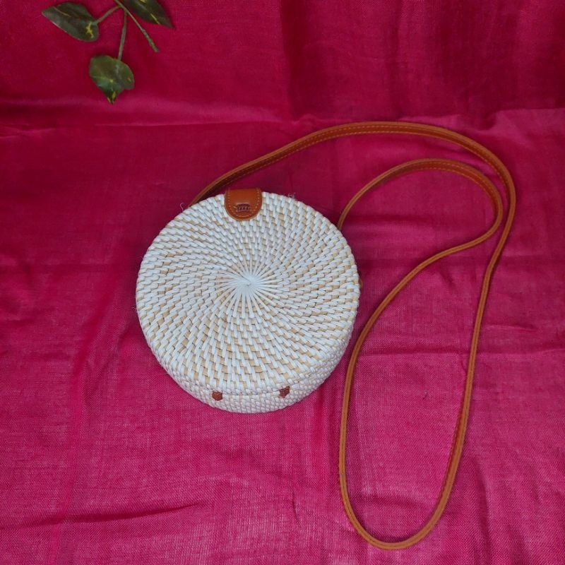 Tas Pantai Sling Bag Rotan Made in Bali (NEW)
