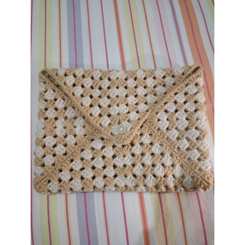 

(READY) booksleeve/ bookcase, book sleeve/ book case rajut, crochet