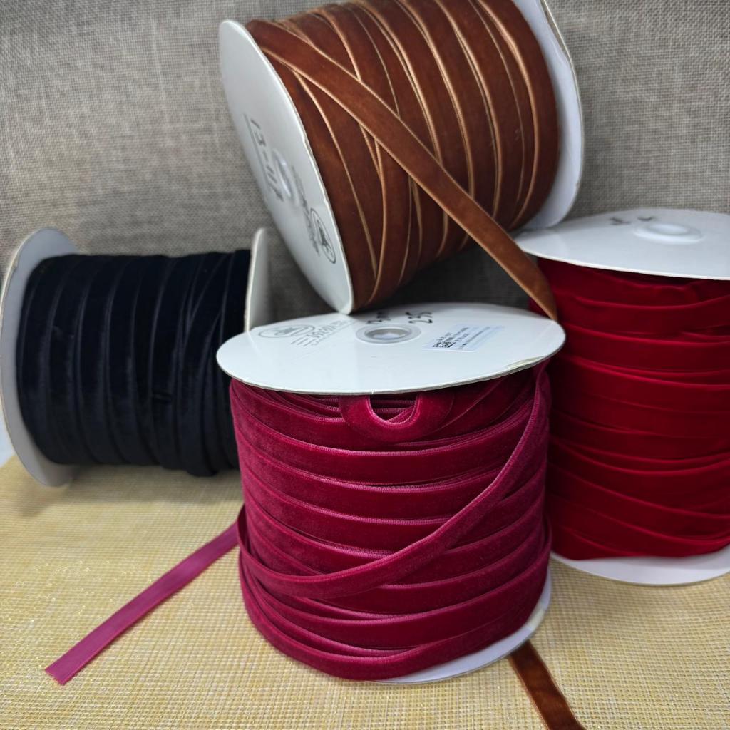 

1 YARD (90CM) - PITA VELVET PREMIUM SIZE 1.3 CM | PITA BELUDRU PREMIUM