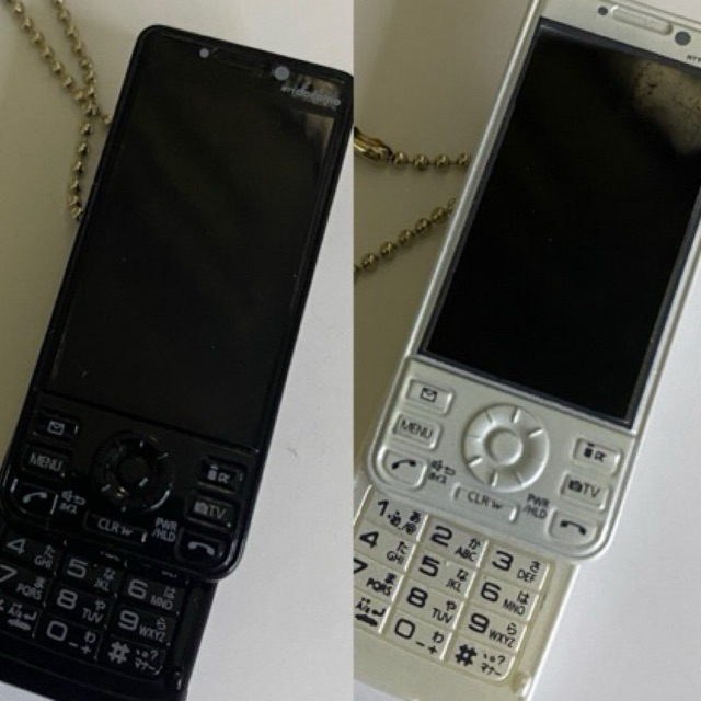 Mini Docomo Y2k Flip Phone Gachapon Miniature Gacha Trinkets Vintage Keychain Phonestrap Phone Strap