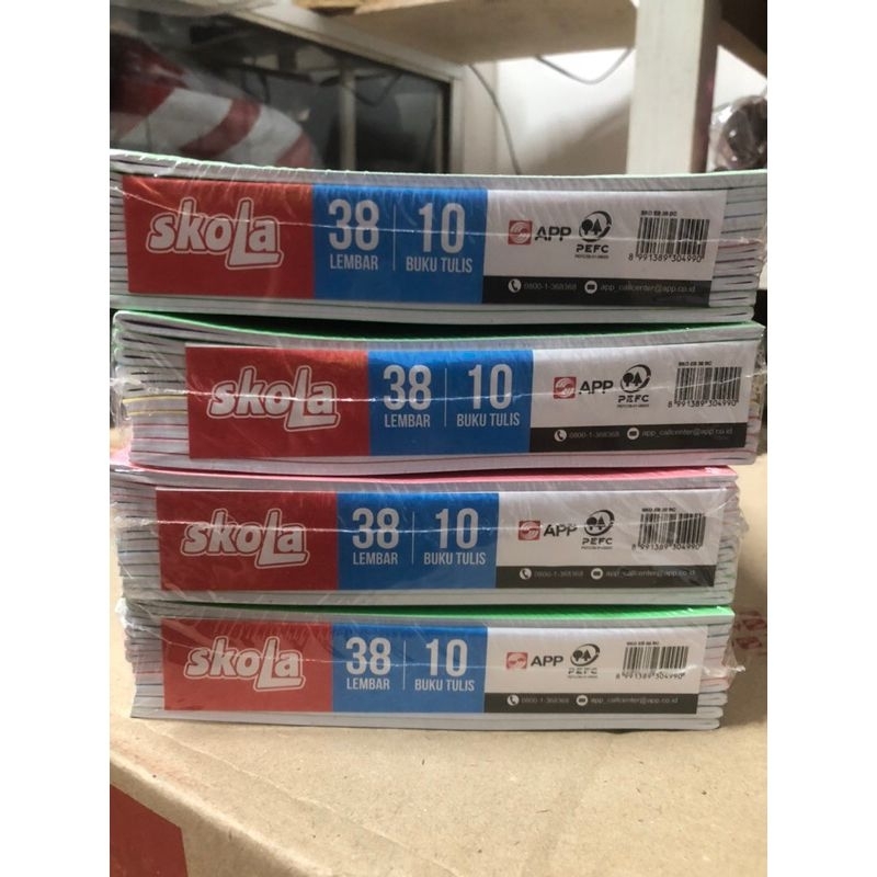

Buku Tulis Isi 38 Lembar Merek Skola by Sidu 1 pak (10 buku)