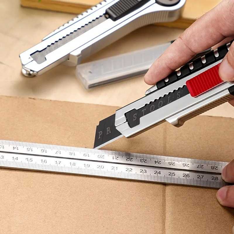 

Januel Pisau Cutter Pemotong Kertas SK5 Blades With 5PCS Blades - Jn57