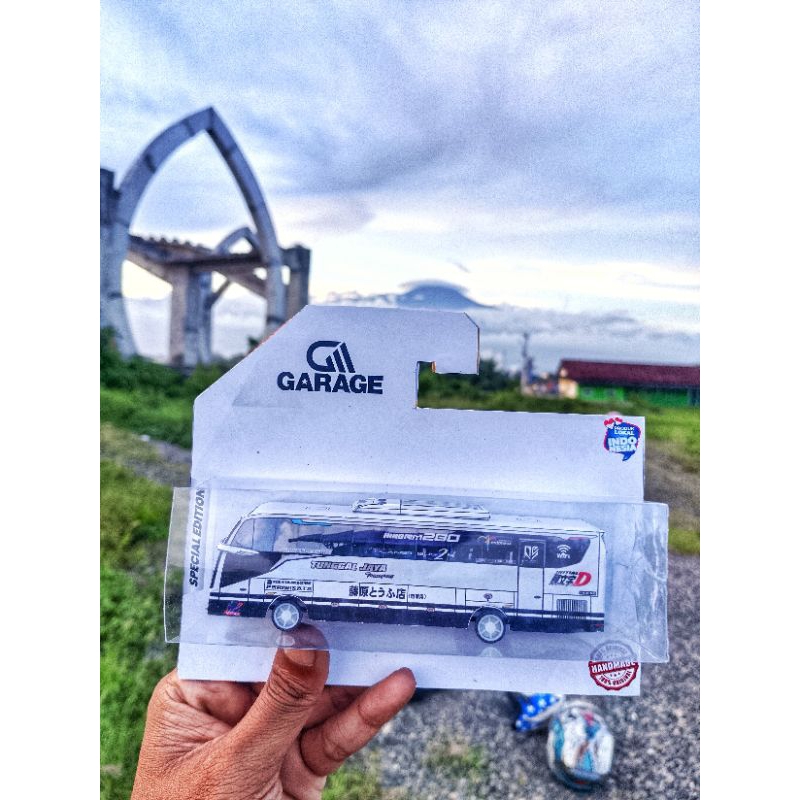 Miniatur Bis Bus Basuri KIDS PANDA JET BUS 5 TUNGGAL JAYA Skala 1:87 | Mainan anak diecast bus | xs.