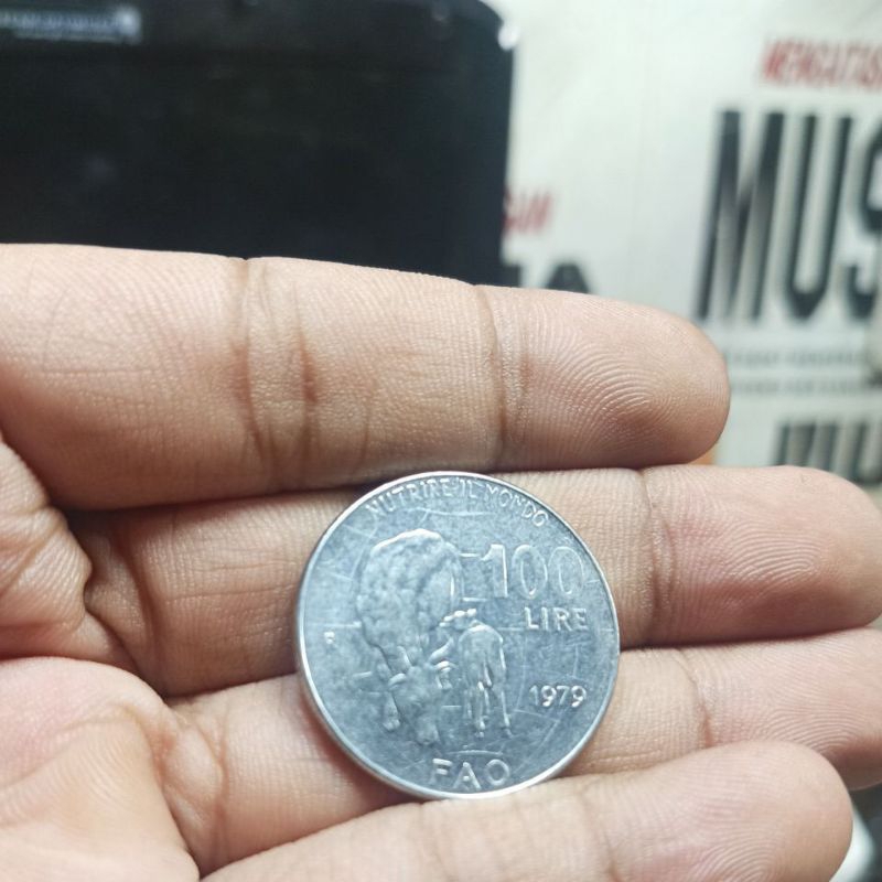 koleksi koin 100 lire tahun 1979