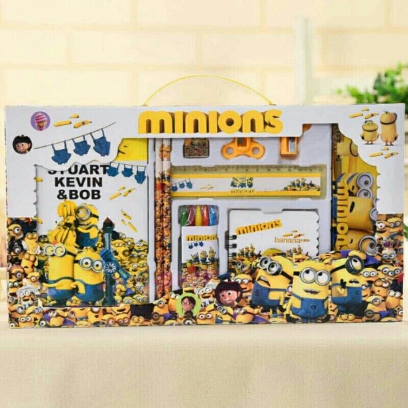 

Study set paket alat tulis karakter minion
