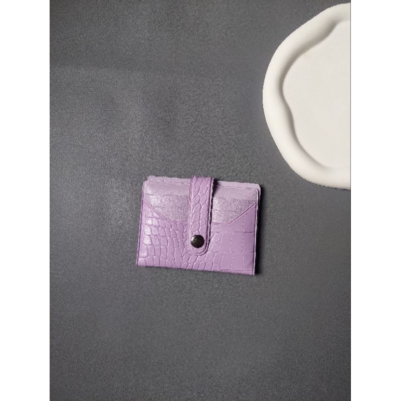 Dompet uang dan kartu