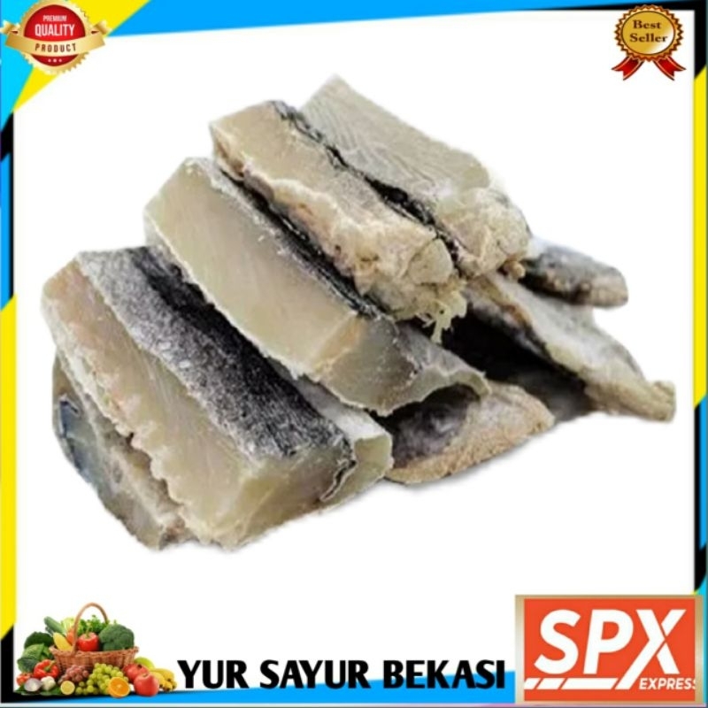 

Ikan Asin Cucut 100gr.