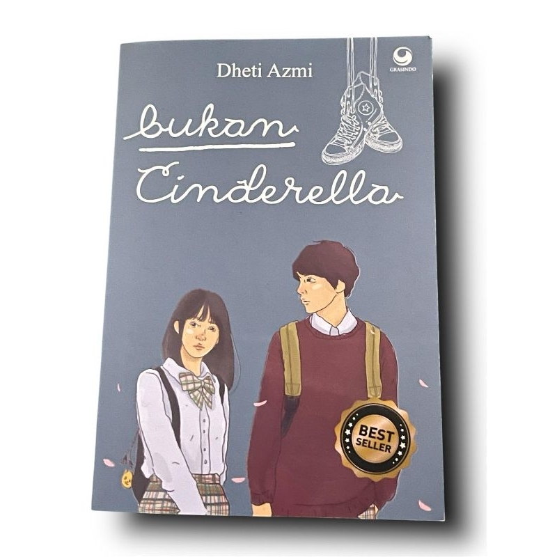 [NOVEL FIKSI TEEN ROMAN ORI PRELOVED] BUKAN CINDERELLA - DHETI AZMI