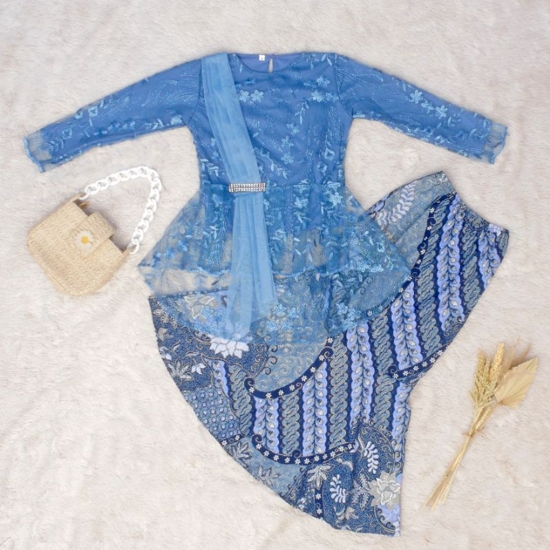Setelan Baju Kebaya Brukat Anak Perempuan Modern Aurora Selendang Lengan Panjang  Rok Duyung Tk Sd