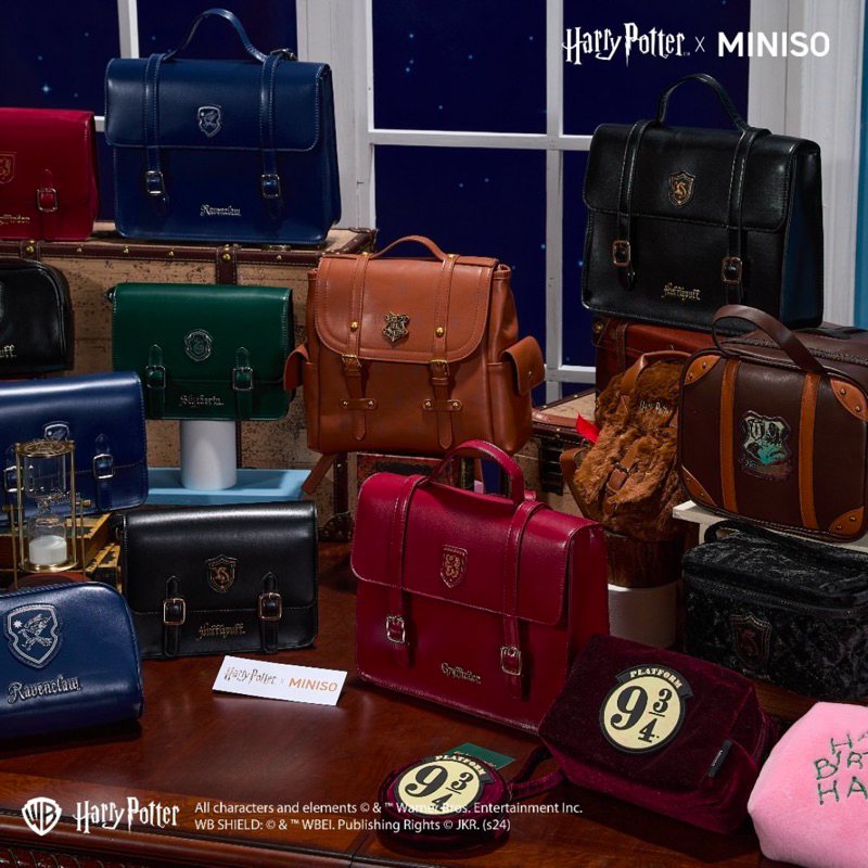 Miniso x Harry Potter Collection | Bantal / Payung / Bantal Leher / Tumbler / Bucket Hat