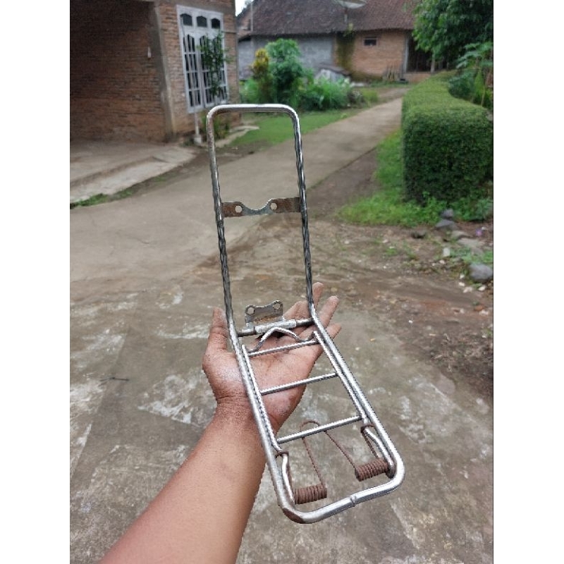 Rak Jepit Depan Yamaha V75 V80 Original