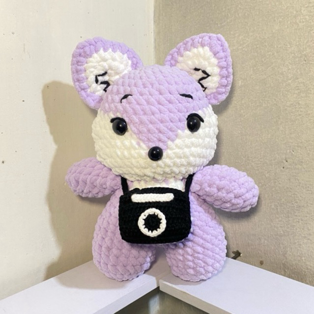 Blyana Studio - Custom Amigurumi - Crochet Keychain - Crochet Plushie - Crochet Custom