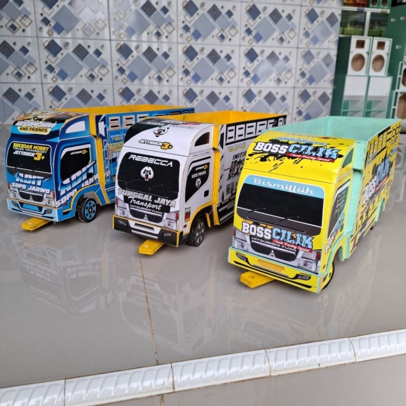 MINIATUR TRUK OLENG BESAR FULL LAMPU