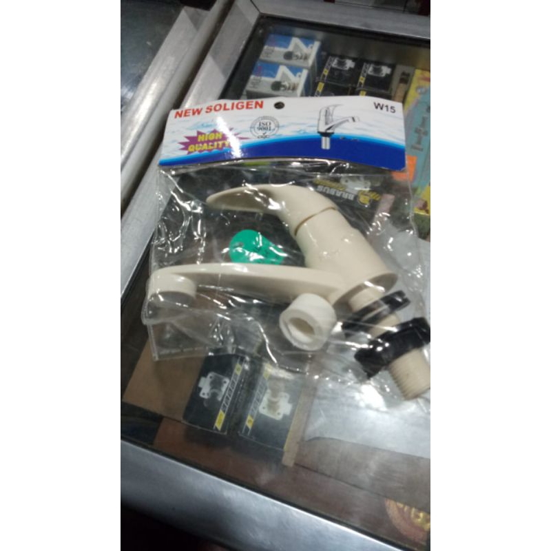 kran wastafel soligen pvc