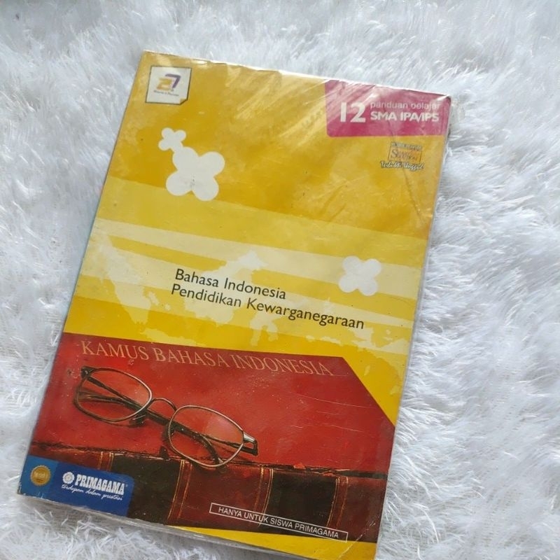 Buku BAHASA INDONESIA KEWARGANEGARAAN SMA IPA/IPS KELAS 12  Original Preloved