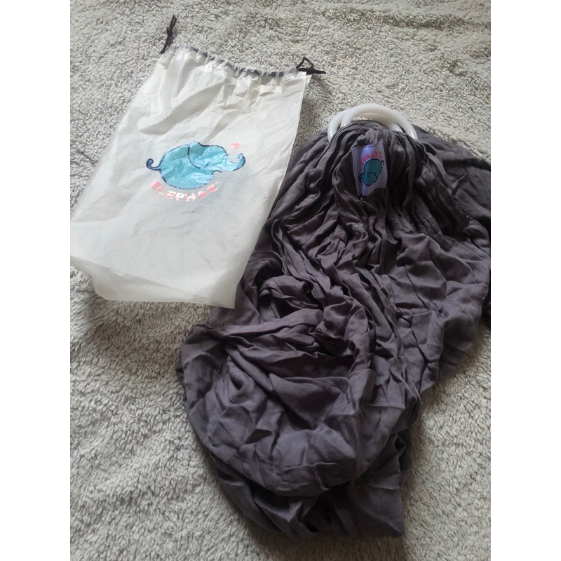 PRELOVED gendongan ringsling ELEPHAS