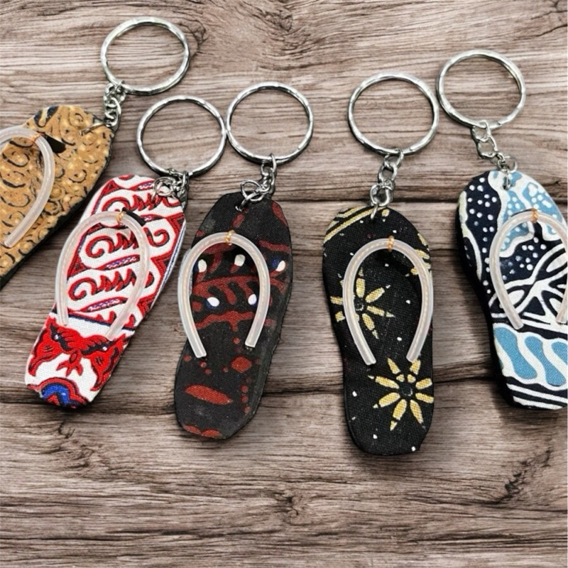 Gantungan Kunci Sandal Batik Kodian (1 kodi isi 20pcs) oleh-oleh khas malioboro jogja