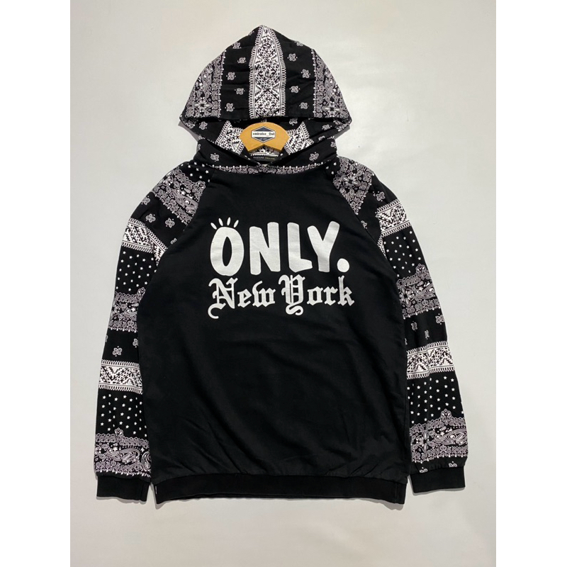 hoodie motif bandana