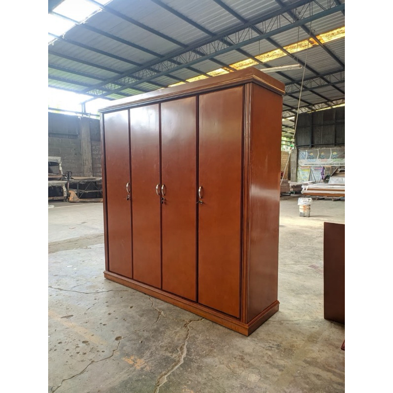 Lemari Pakaian Kayu 4 Pintu Jumbo