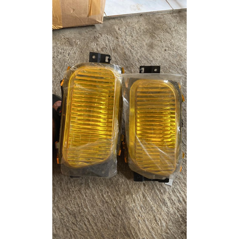 LAMPU BEMPER/LAMPU KABUT CANTER PS 125.110.136 ORIGINAL COPOTAN