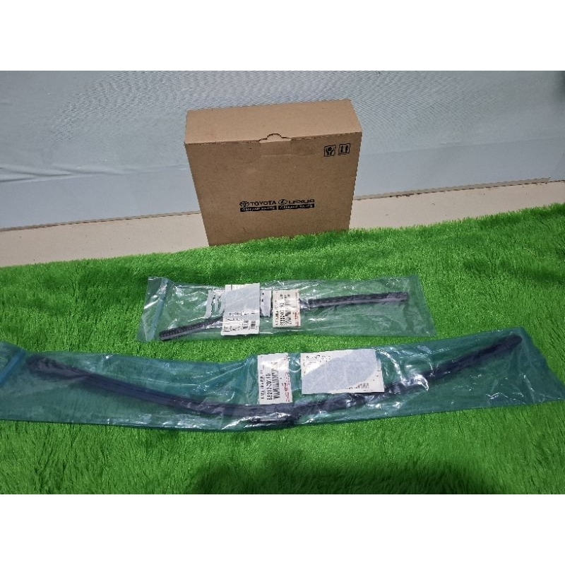 Wiper depan Sienta Original