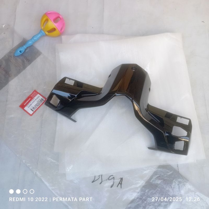 batok totok kepala belakang vario 125 fi injeksi iss vario 125 lama old idling stop hitam 53206-KZR-