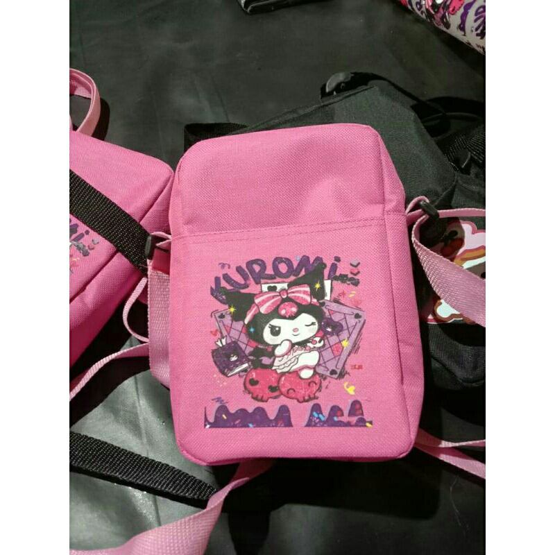 tas selempang kuromi