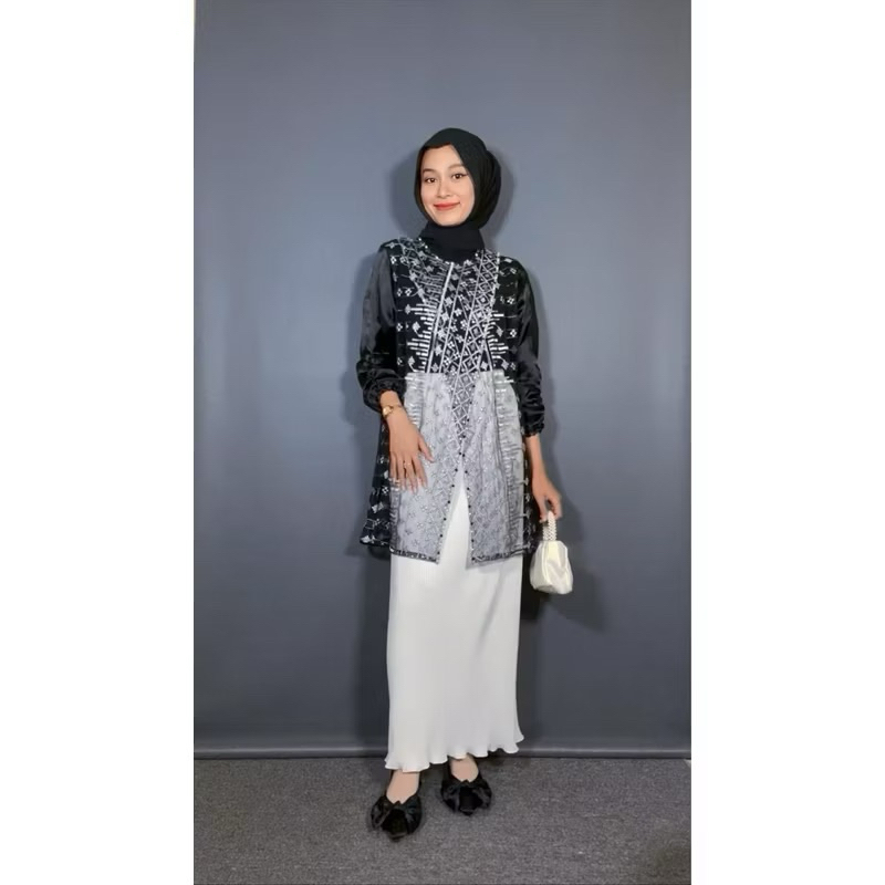 PRELOVED NEVER BEEN USED Zize Outer Brokat Organza Full Payet / Tunik Brukat / Baju Hari Raya, Konda